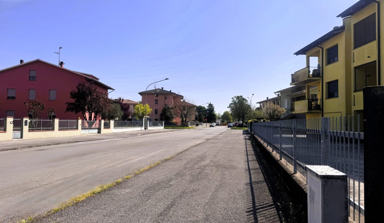 zona appartamento con 3 camere Colorno