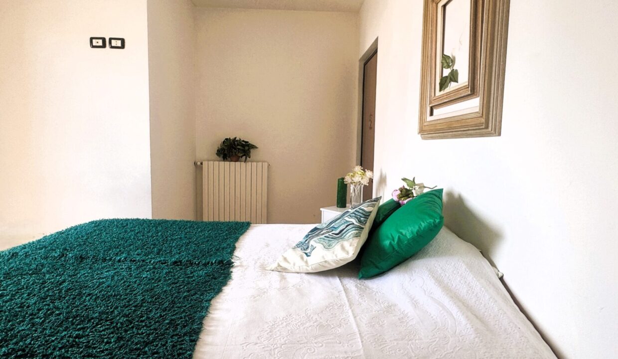 camera appartamento con giardino Colorno
