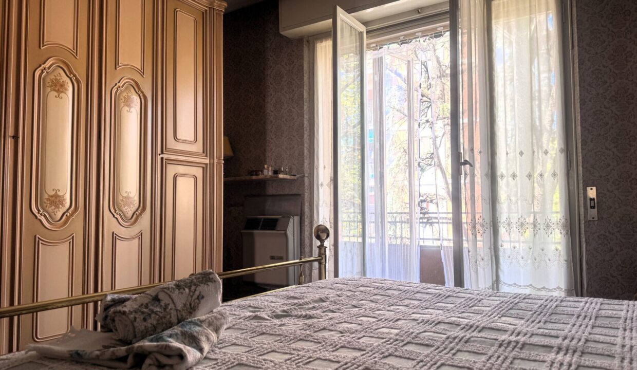 camera 1 appartamento in trifamiliare Parma zona Montanara