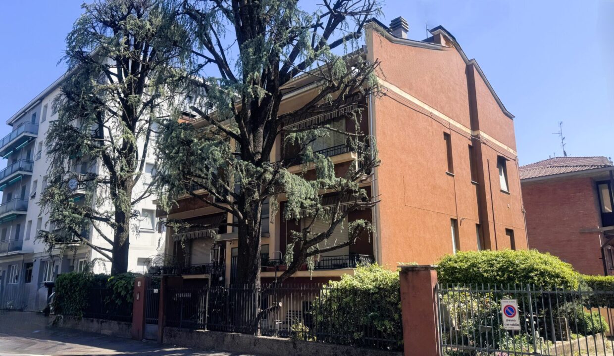 facciata appartamento in trifamiliare Parma zona Montanara