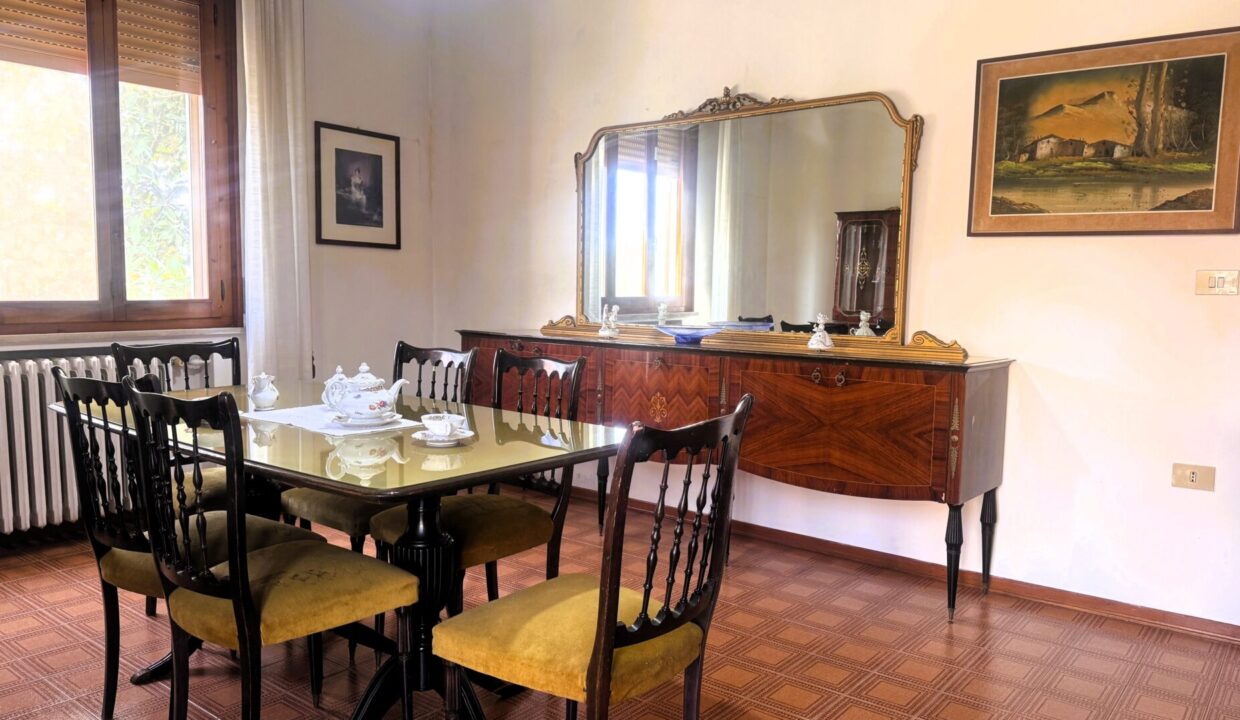 sala villetta indipendente con giardino Colorno