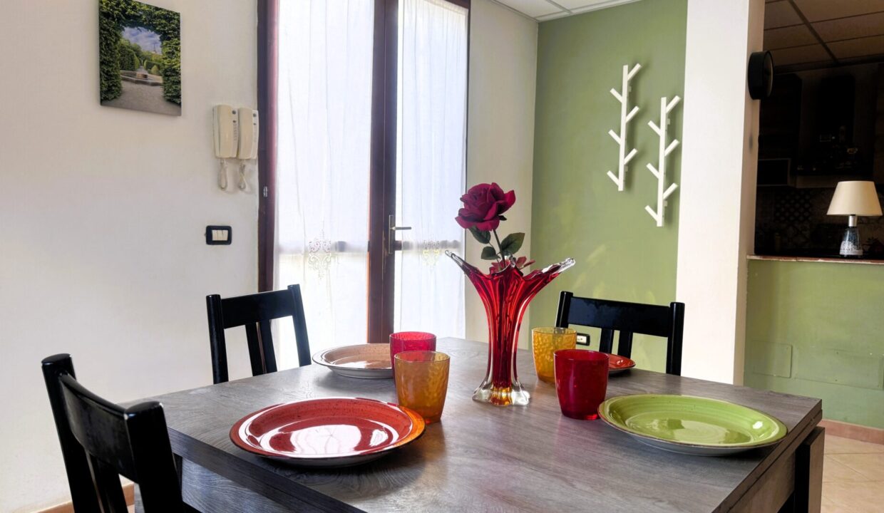 soggiorno appartamento con giardino Colorno