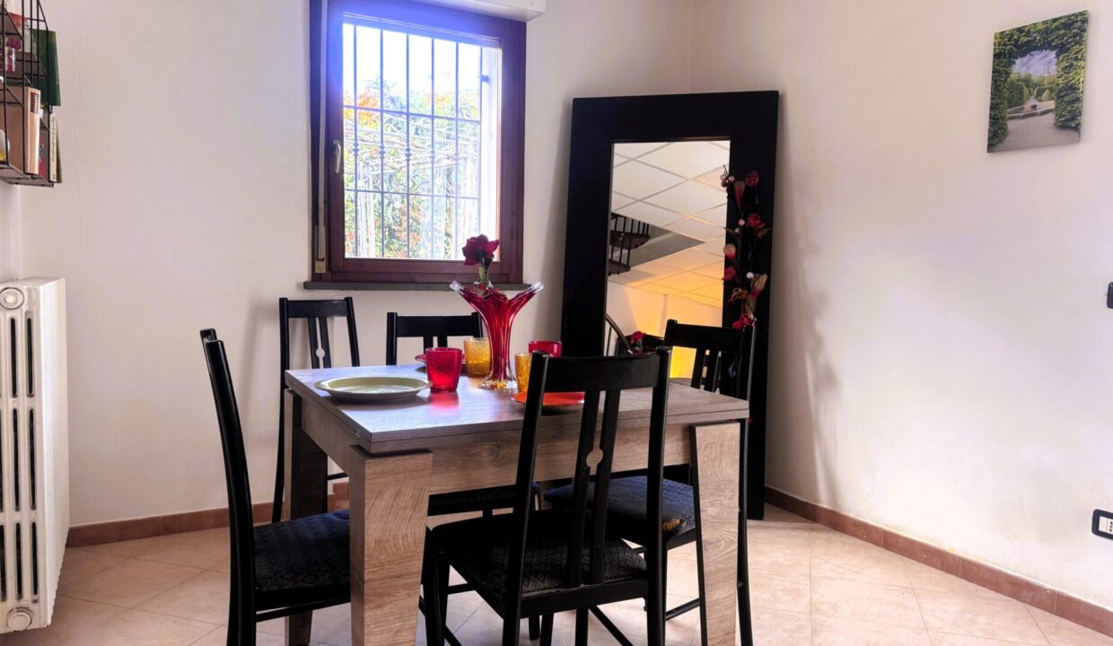 soggiorno appartamento con giardino Colorno