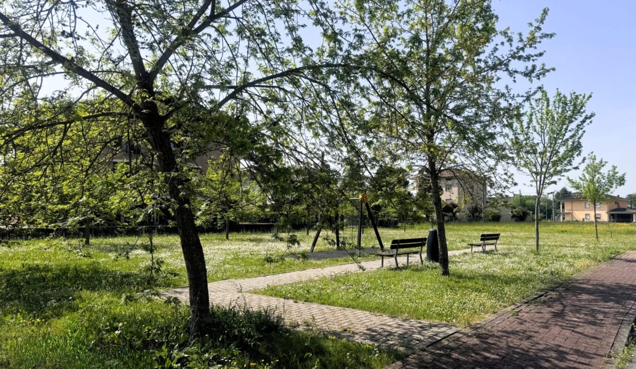 zona villetta indipendente con giardino Colorno