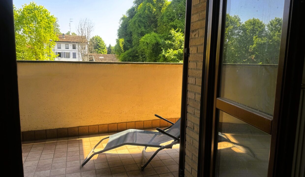 terrazzo appartamento con giardino Mezzano Inferiore