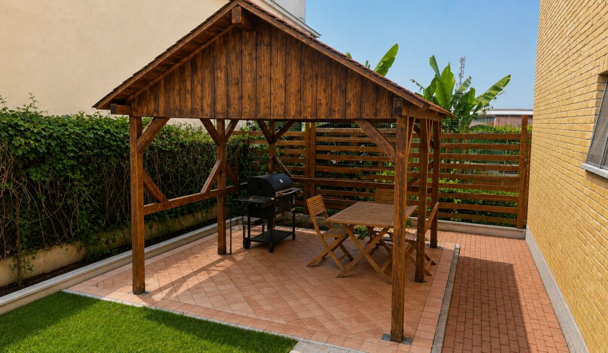 gazebo appartamento con giardino Mezzano Inferiore