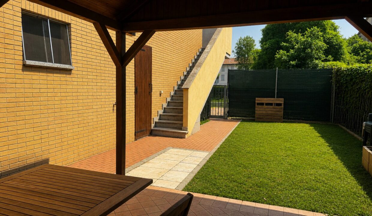 giardino appartamento con giardino Mezzano Inferiore