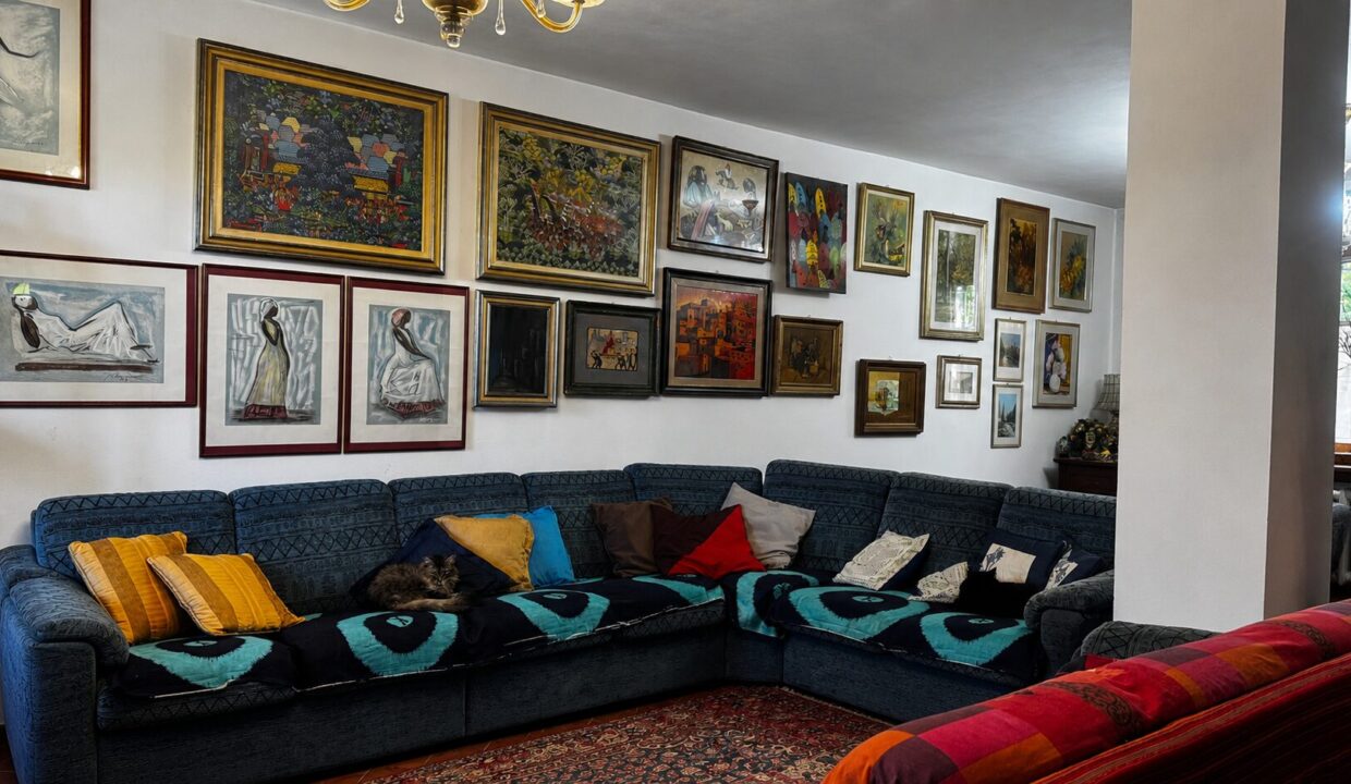 sala casa ristrutturata con giardino Colorno campagna