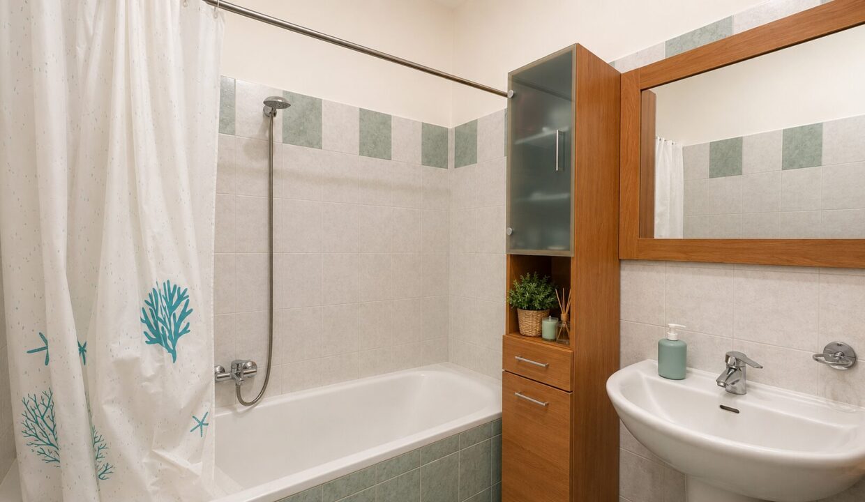 bagno 2°piano villetta a schiera San Secondo campagna
